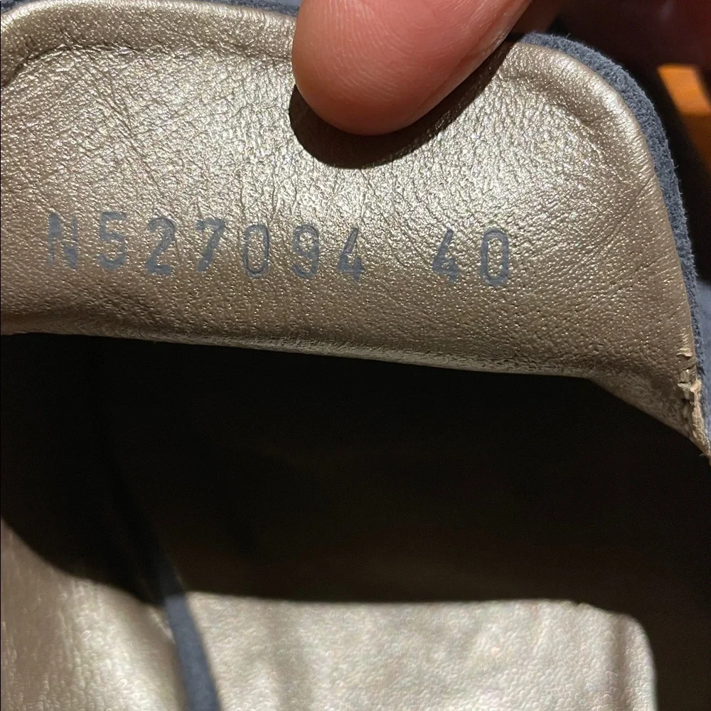 AGL Attilio Giusti Leombruni blue suede mules size 40